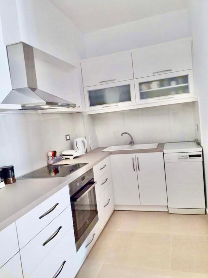 Amazing View Apartment Sarande Ngoại thất bức ảnh